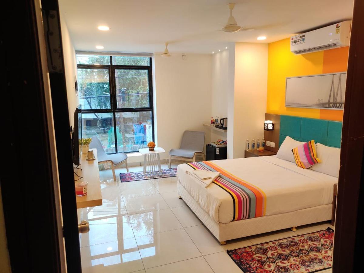 Hotel White Fields Hitec City, 하이데라바드 외부 사진