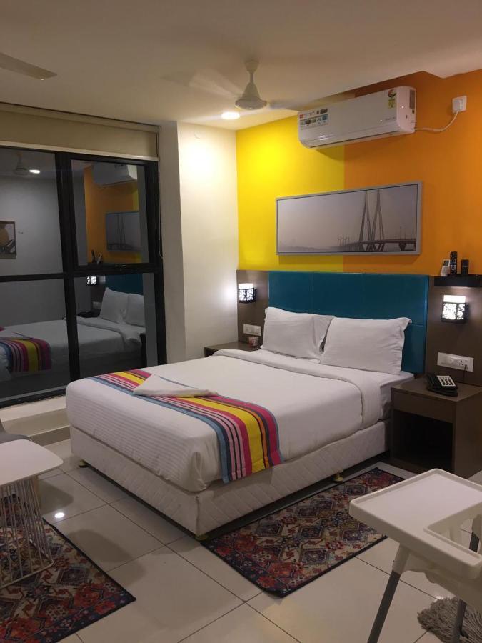 Hotel White Fields Hitec City, 하이데라바드 외부 사진