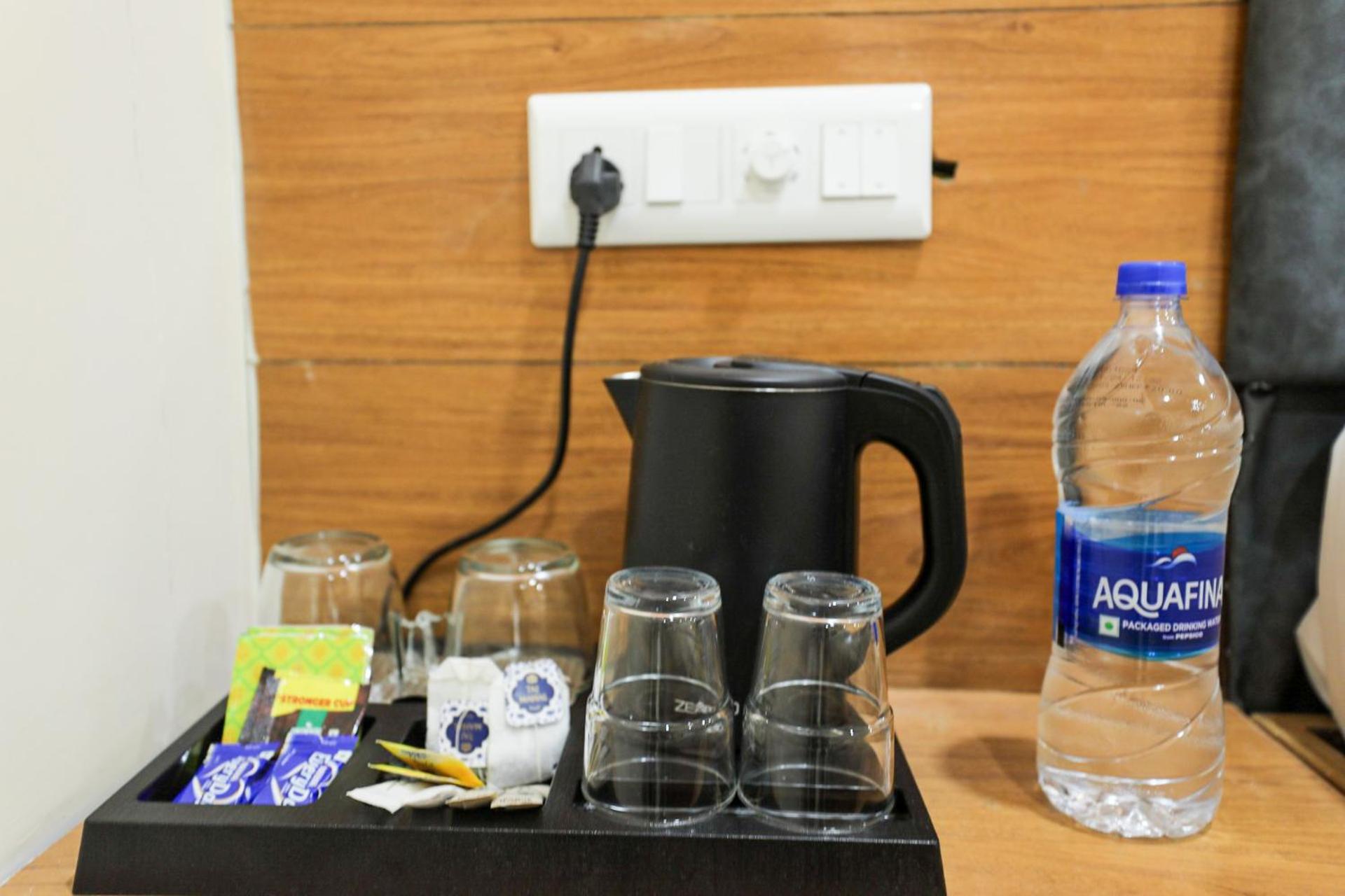 Hotel White Fields Hitec City, 하이데라바드 외부 사진