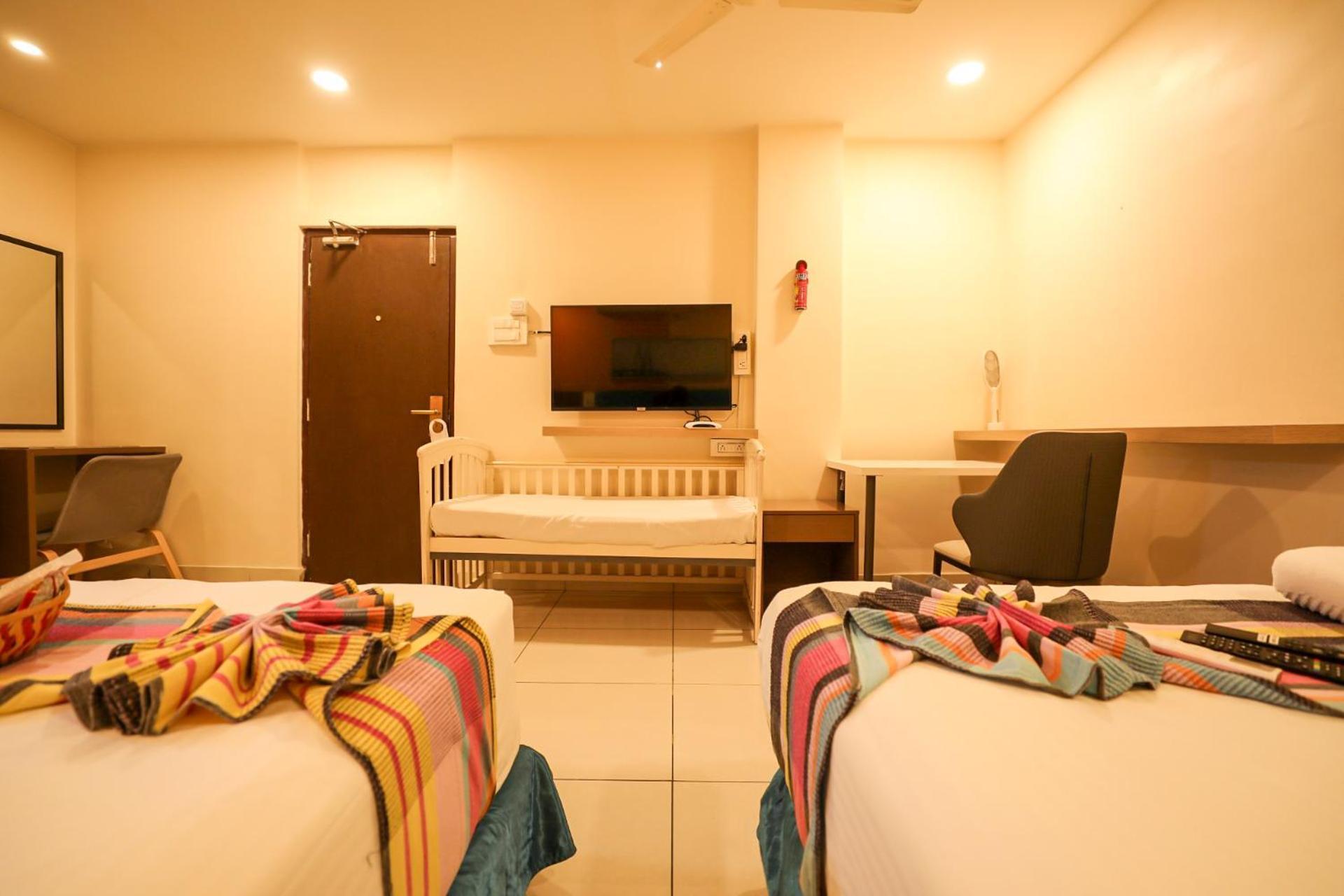 Hotel White Fields Hitec City, 하이데라바드 외부 사진